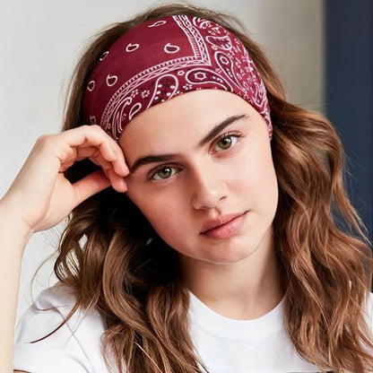 Bandeau cheveux Enveloppant Stylé  femme vue de face