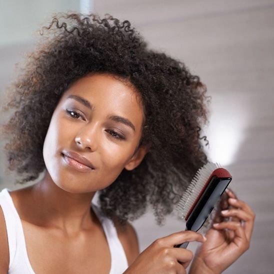 Brosse à cheveux Demeldoux premium avec manche antidérapant