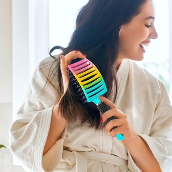Brosse cheveux demelante arc-en-ciel Design incurvé facile utilisation