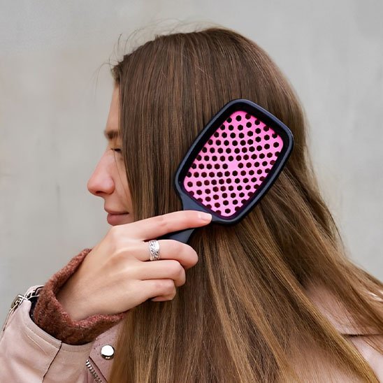 Brosse cheveux démêlante ergonomique DémêlePlus