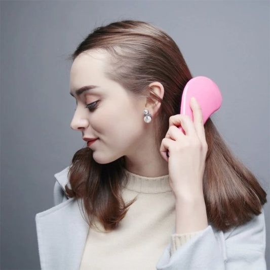 Brosse à cheveux ergonomique  Manche antidérapant prise en main confortable