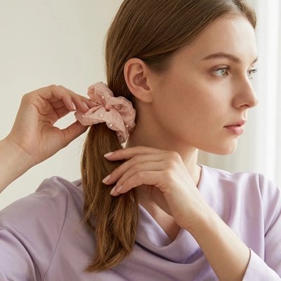 Chouchou pour les cheveux Élégance Plissée queue basse cote