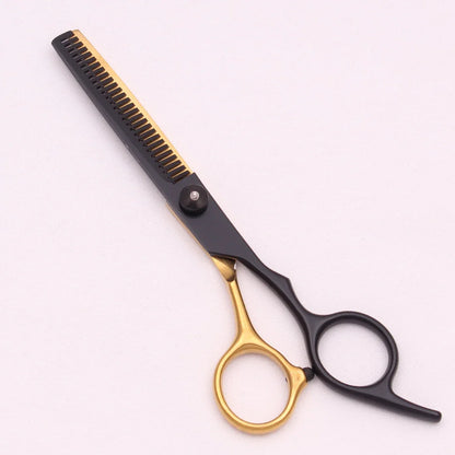 Ciseaux cheveux coupes nettes et soignées