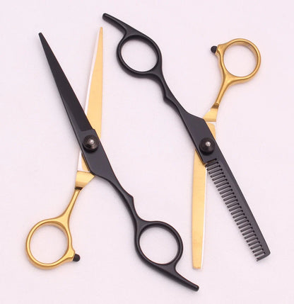 Ciseaux cheveux prise en main naturelle réduisant la fatigue