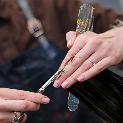  Peigne à cheveux ErgoComfortPro avec motifs colorés pour coupe professionnelle