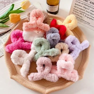 	Pince Cheveux Peluche – differents coloris                  