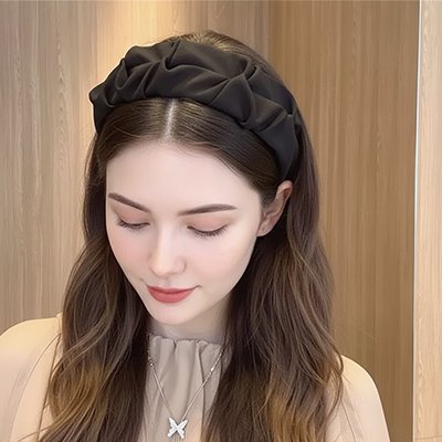 Serre-tete Tressé femme Élégant coiffure soignée 