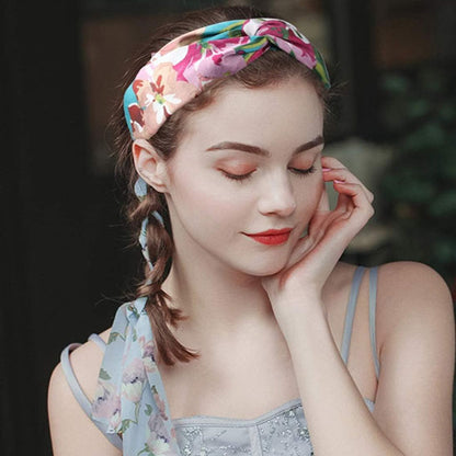 bandeau cheveux fleuri look soigne