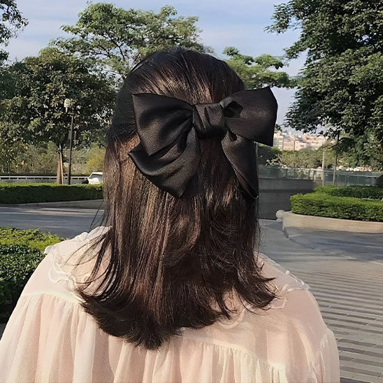 coiffure sans effort pince a cheveux grand noeud