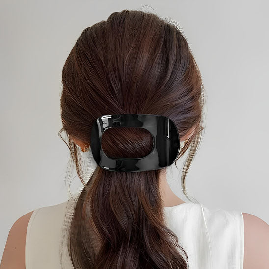 look soigner pince a cheveux ronde