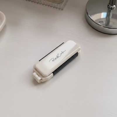 Peigne Élégance – Beige fond neutre